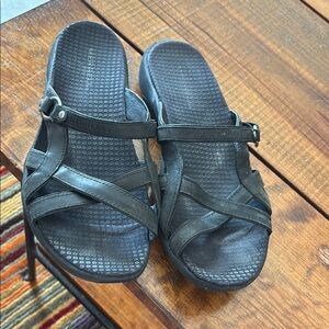 Merrell Black Sandals Textured Footbed Waterproof